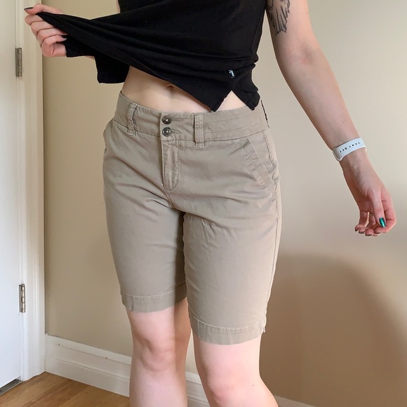 Beige chino shorts - Picture 6 of 7